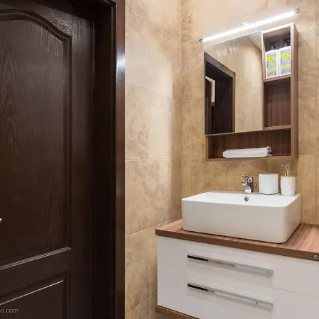 Welcome To The Pop House Apartment